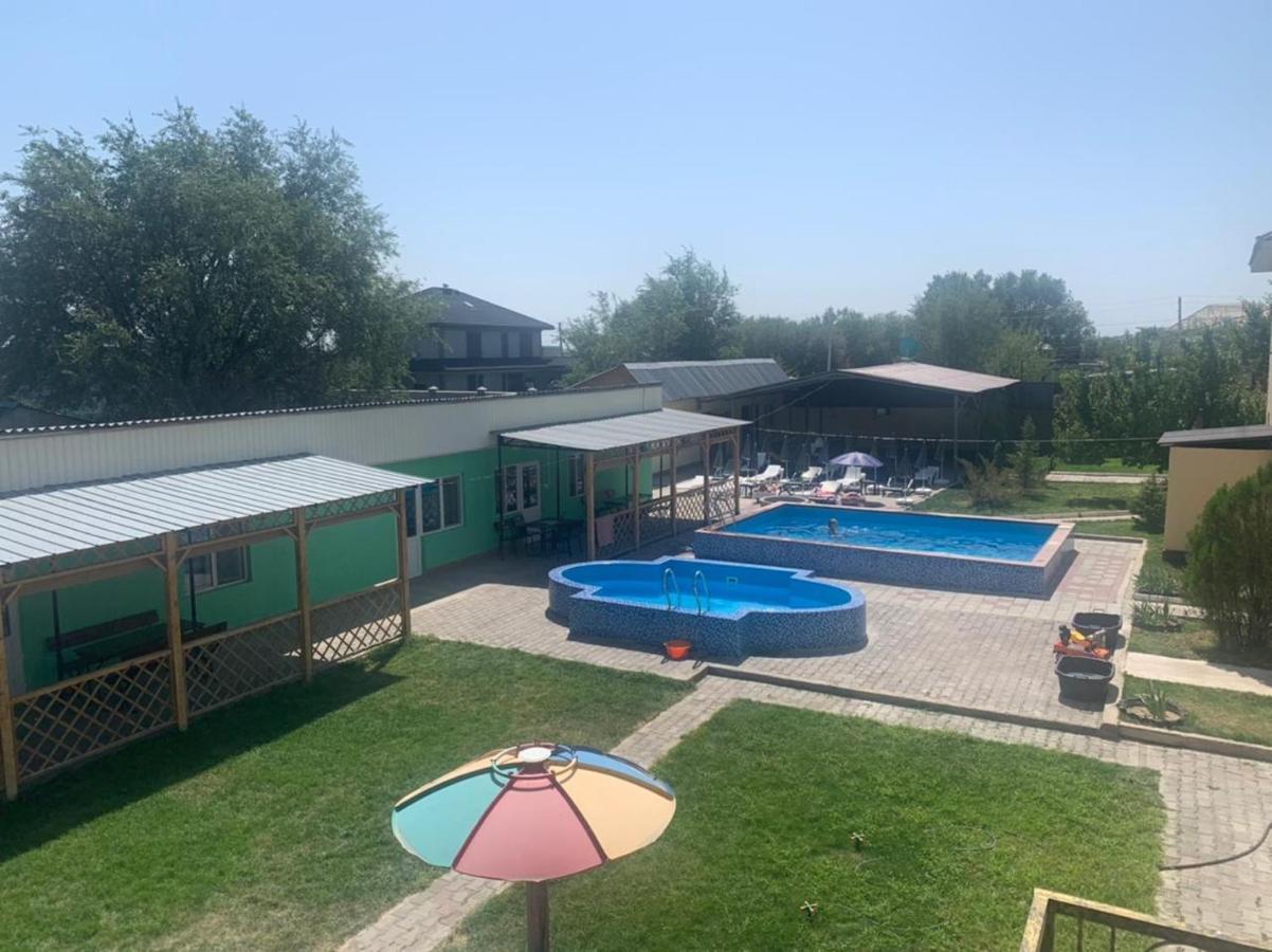 Malibu Guest House Kapchagay Bagian luar foto