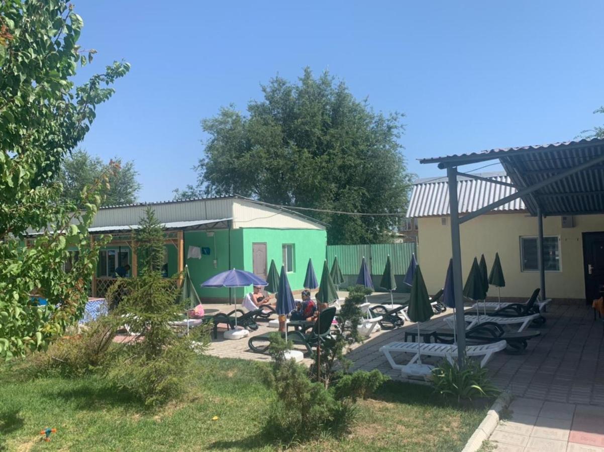 Malibu Guest House Kapchagay Bagian luar foto